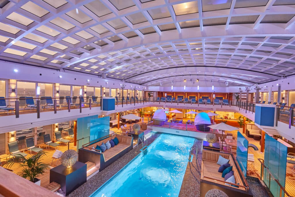 OceanEvent Pooldeck Party - Eco  friendly cruise ship up to 300 pax