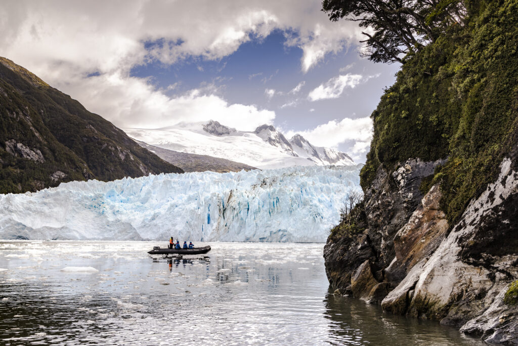 OceanEvent Expedition - Environmentally friendly cruise ship up to 230 pax 