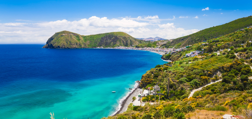 Boutiquekreuzfahrt auf exklusiver Yacht mit OceanEvent - Rom nach Catania - Lipari Insel