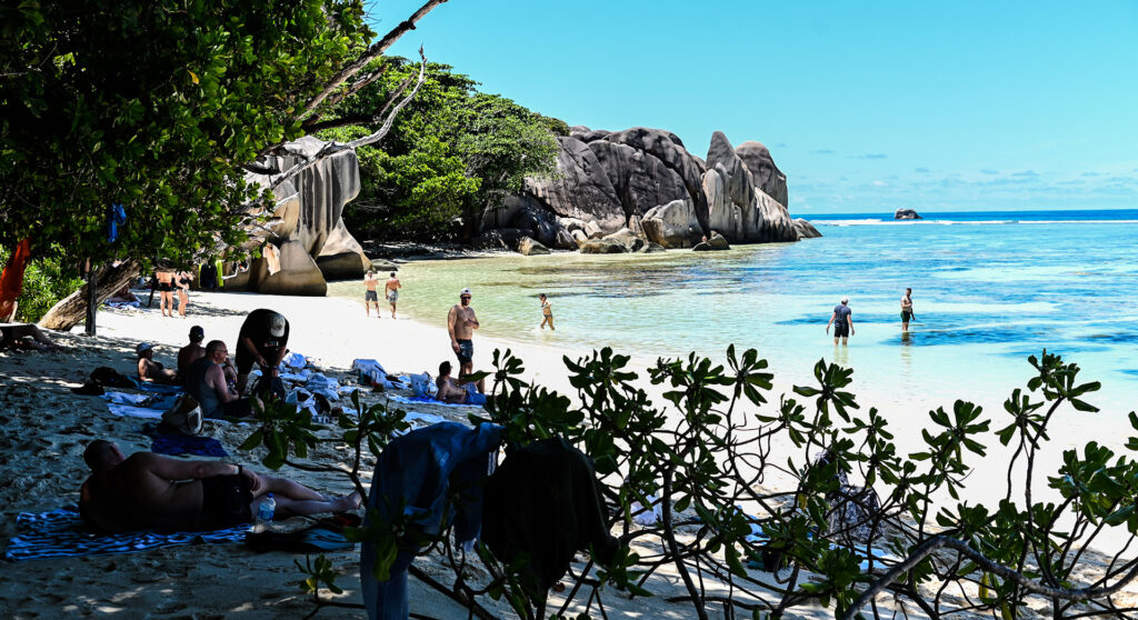 OceanEvent Incentive Charter Seychellen - La Digue Beach