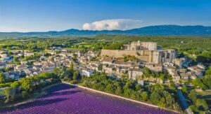 Flusskreuzfahrt-Charter in der Provence mit OceanEvent - Chateau de Grignan