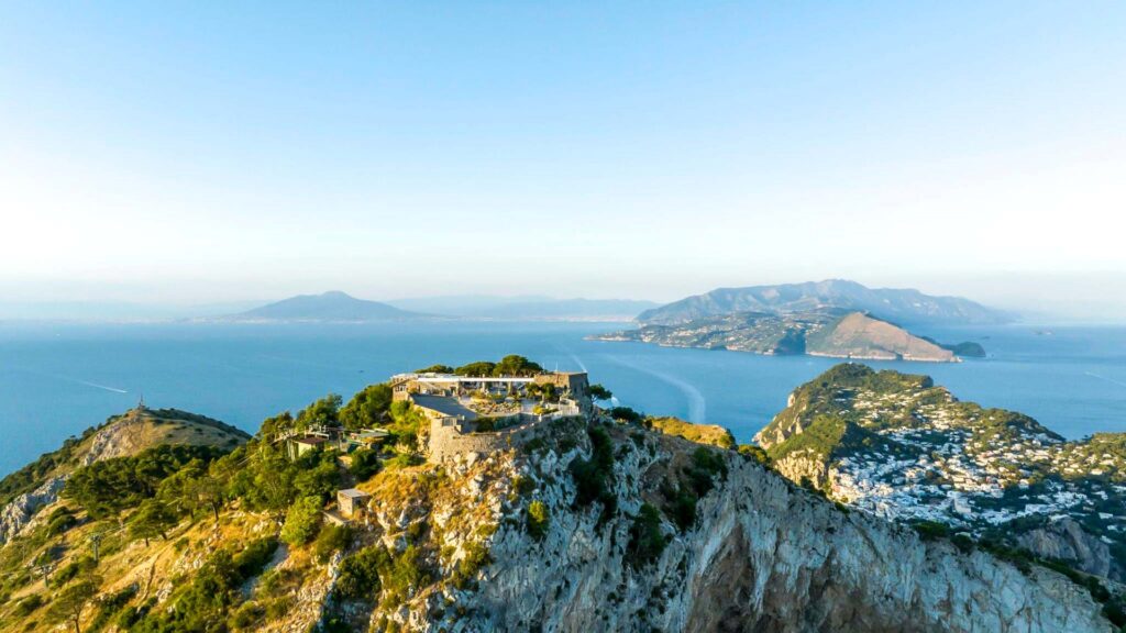 Private cruise - Rom-Catania - Capri Monte Solaro