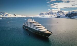 Incentive Reise als Expeditions-Kreuzfahrt mit OceanEvent bis 200 Pax in die Arktis / Antarktis - Ihre Entdeckungsyacht