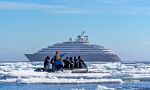Expedition cruise for an Incentive trip with OceanEvent for up to 200 Pax in Antartica