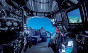 Incentive Reise als Expeditions-Kreuzfahrt mit OceanEvent bis 200 Pax in die Arktis / Antarktis - U-Boot