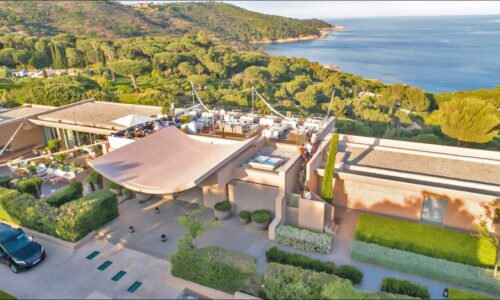 Boutique Cruise Charter à la Côte d'Azur with OceanEvent