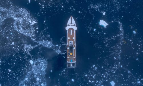 Expeditionskreuzfahrt in Arktis und Antarktis chartern bis 184 Gäste - bei OceanEvent