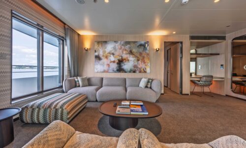 Charter Emerald Raiya Yacht - up to 124 Guests with OceanEvent